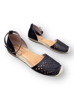 Biala Espadrille Black Leather Sandals Flats Closed Toe Women's size 8